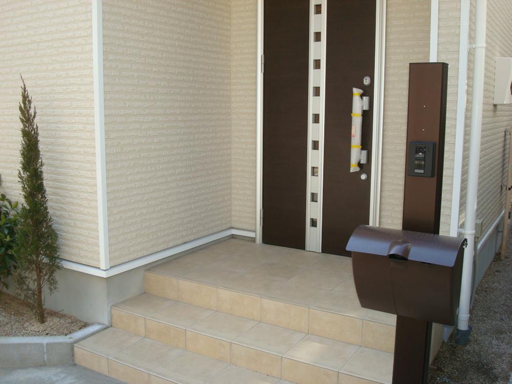 Entrance.  [Same specifications ・ Entrance] Insulation type of entrance door. Dimple key specifications of the double lock.