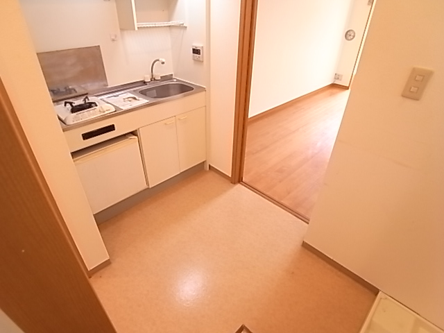 Other room space. Also spacious kitchen space. Recommended for self-catering school.