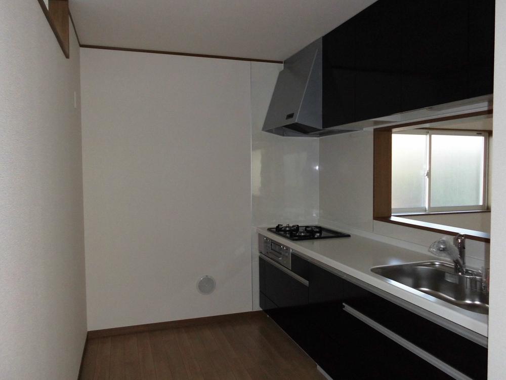 Kitchen. Indoor (12 May 2013) Shooting [Building 2 Kitchen]