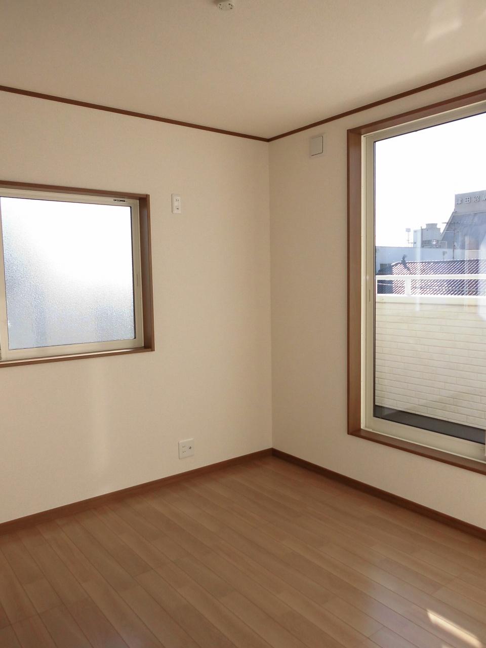 Non-living room. Indoor (12 May 2013) shooting 1 Building Western-style