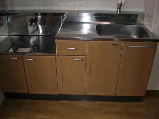 Kitchen. Gas stove installation Allowed