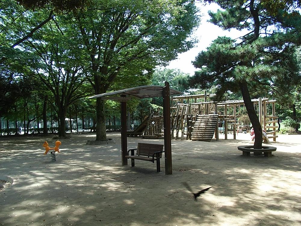 park. Takanekido 1067m to neighborhood park