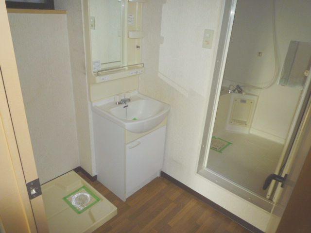 Washroom. It is convenient and a separate wash basin in the washroom.