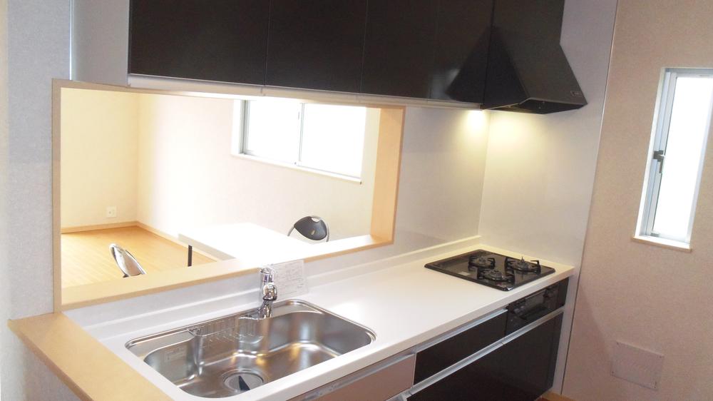 Kitchen. Indoor (11 May 2013) Shooting Building 3