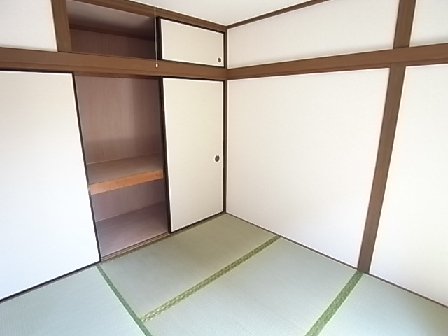 View. Japanese-style room.