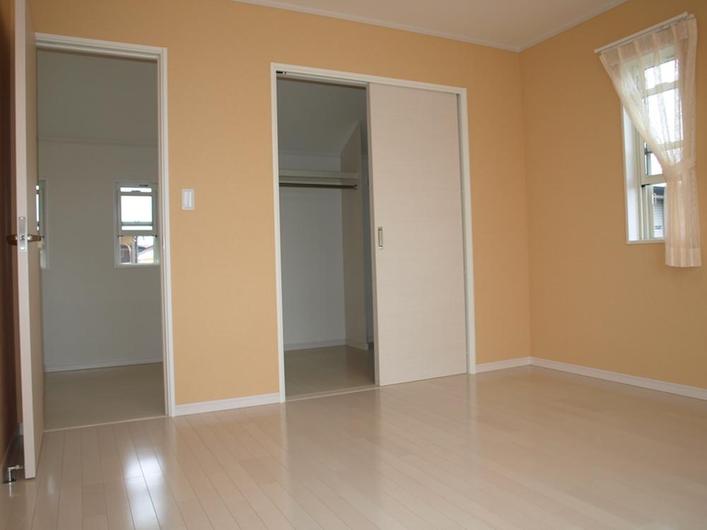 Non-living room. Indoor (11 May 2013) Shooting