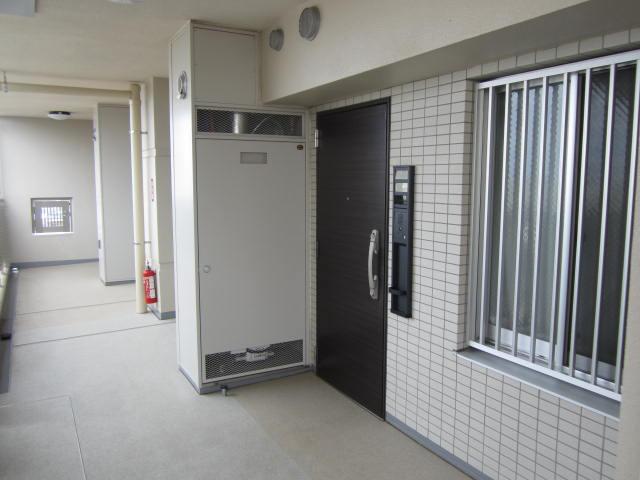 Entrance. Local (10 May 2013) Shooting