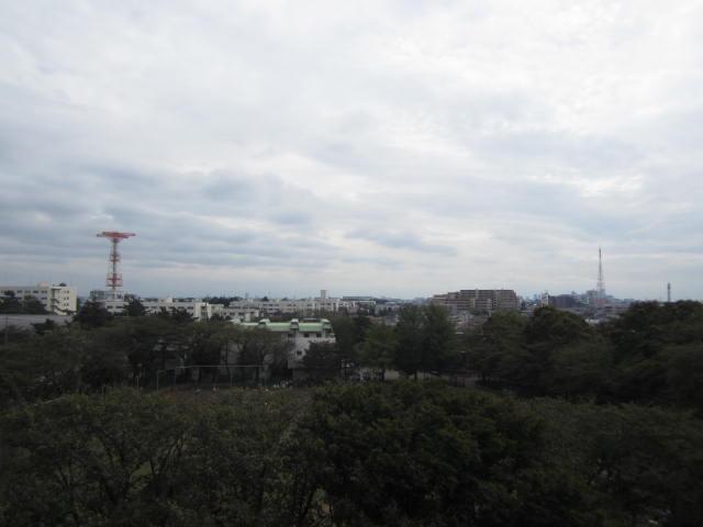 View photos from the dwelling unit. South view / View from the site (October 2013) Shooting