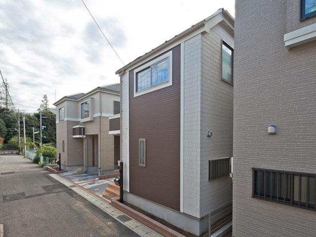 Local appearance photo