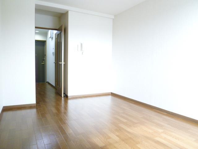 Living and room. It is the flooring of Western-style