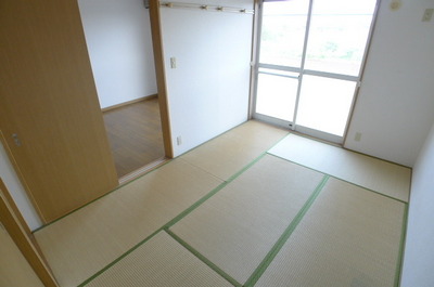 Living and room. Japanese-style room 6 quires