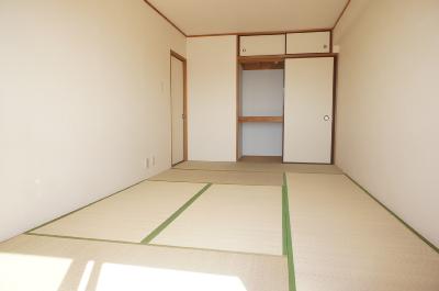 Other room space. I am want one sunny Japanese-style.