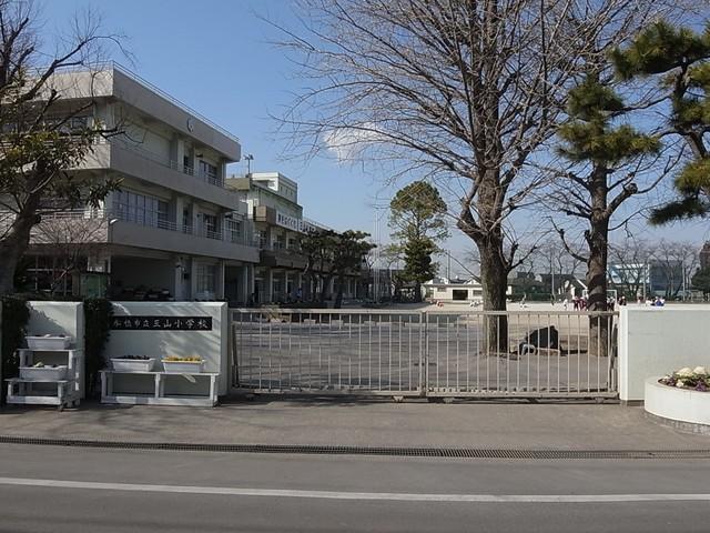 Primary school. 950m Funabashi Municipal to Funabashi City Miyama elementary school Miyama elementary school 950m walk 12 minutes