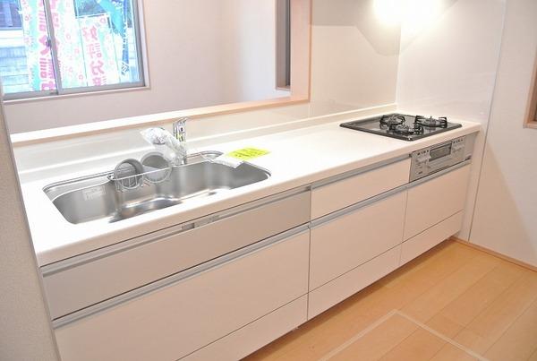 Same specifications photo (kitchen). Example of construction