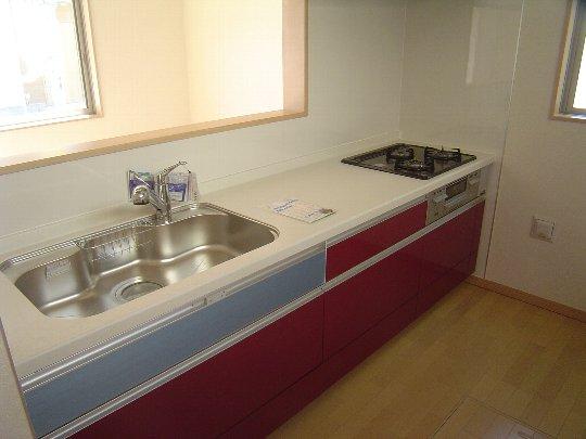 Same specifications photo (kitchen). Same specifications construction cases