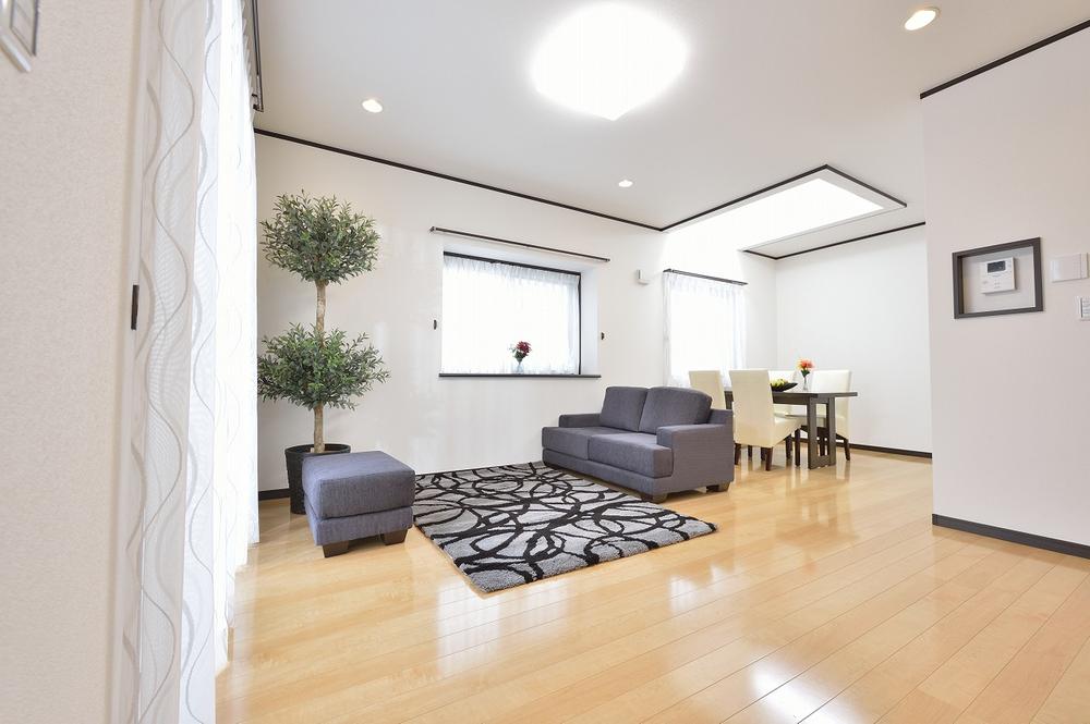 Living. 122-2 Building Local (12 May 2013) Shooting