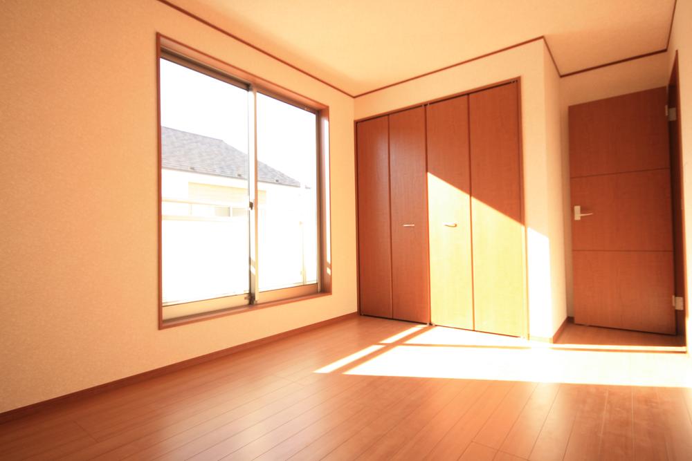 Non-living room. Indoor (12 May 2013) Shooting