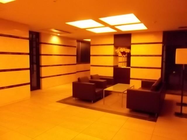 Entrance. Common areas