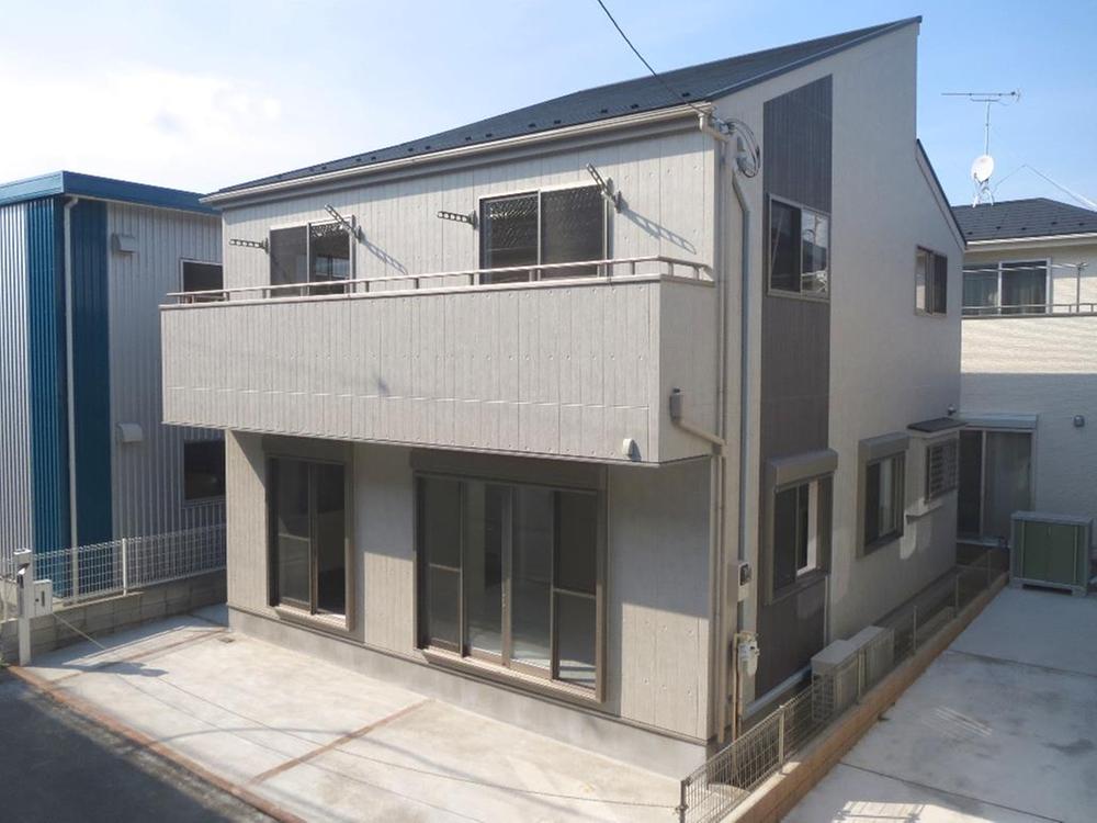 Building plan example (exterior photos). Building plan example (No. 1 place) building price 15 million yen, Building area 95.01 sq m