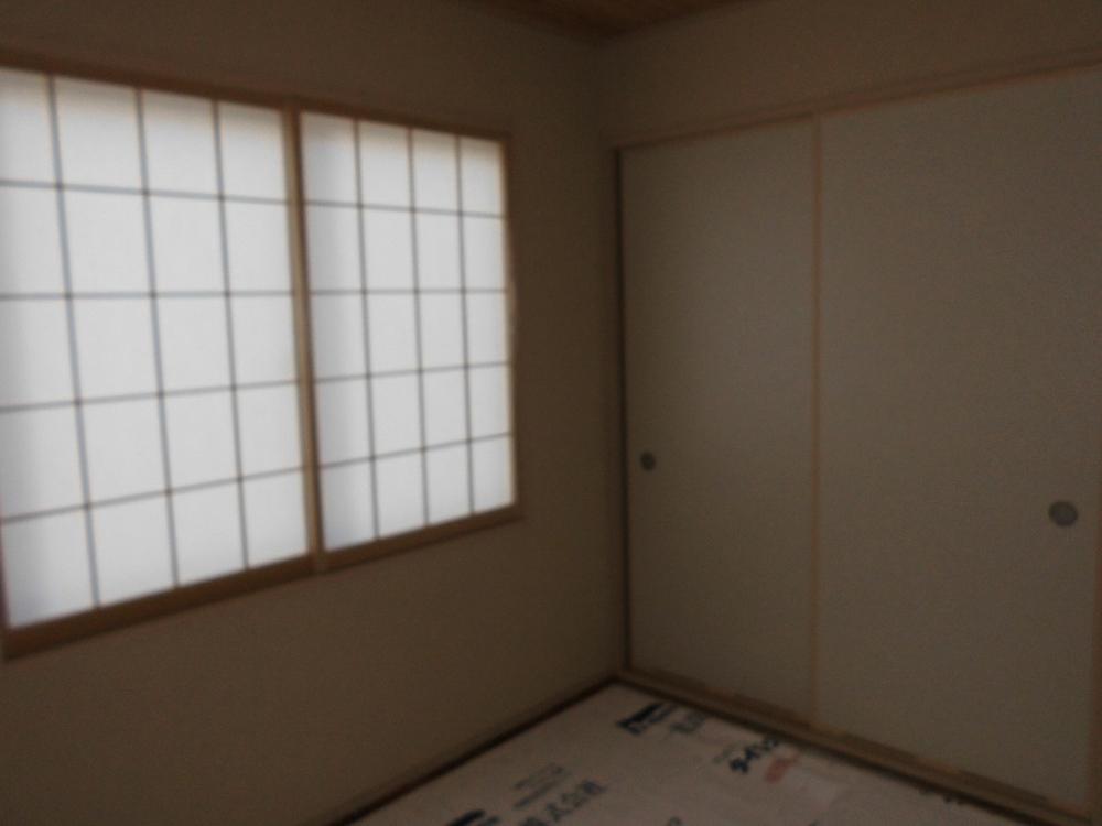 Non-living room. Indoor (11 May 2013) Shooting