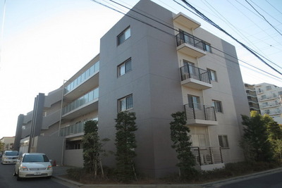 Building appearance. Surrounding residential area. It is a profound sense of family apartment.