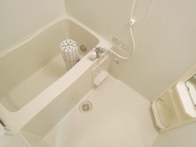 Bath. With additional heating function ・ Leisurely in the spacious bath