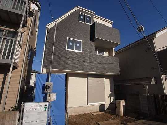 Local appearance photo