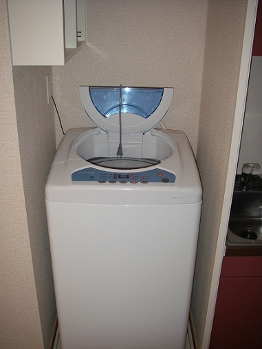 Other Equipment. Fully automatic washing machine of the same type