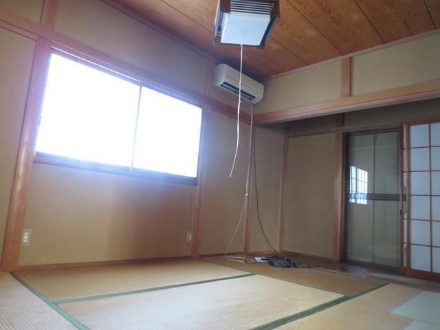 Non-living room. Second floor Japanese-style room