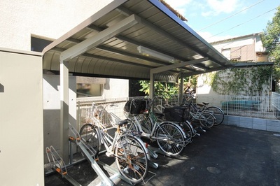 Other common areas. For flat to the station, Bicycle use is also recommended! (Covered bicycle parking)