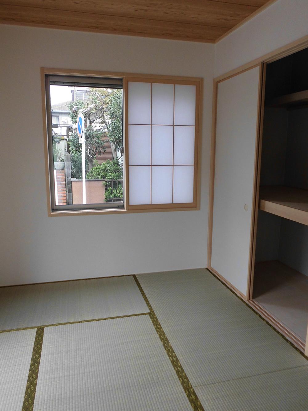 Non-living room. Indoor (10 May 2013) Shooting