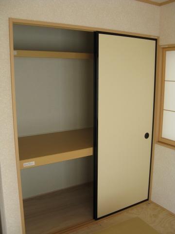 Same specifications photos (Other introspection)