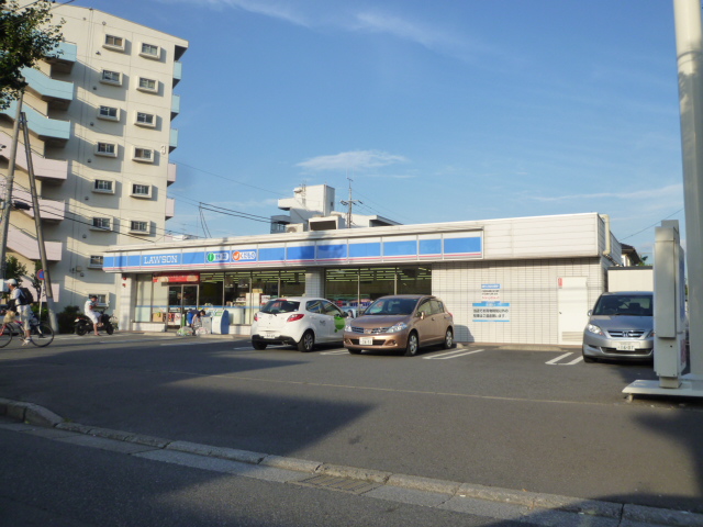 Convenience store. 749m until Lawson Narashino Izumimachi-chome store (convenience store)