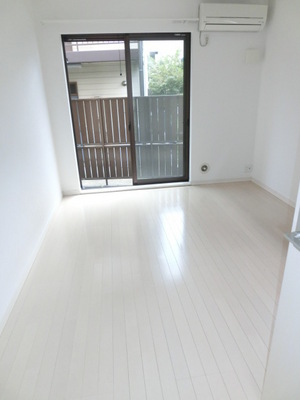 Living and room. White flooring There are popular