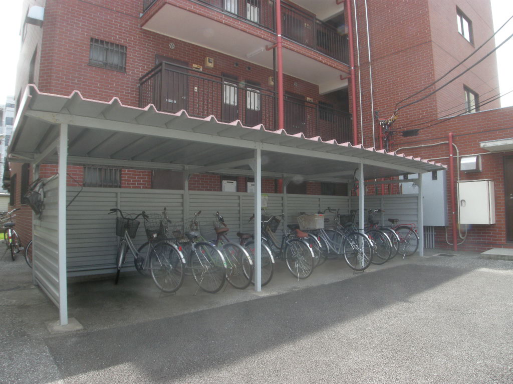 Other common areas. It is a roof with bicycle parking