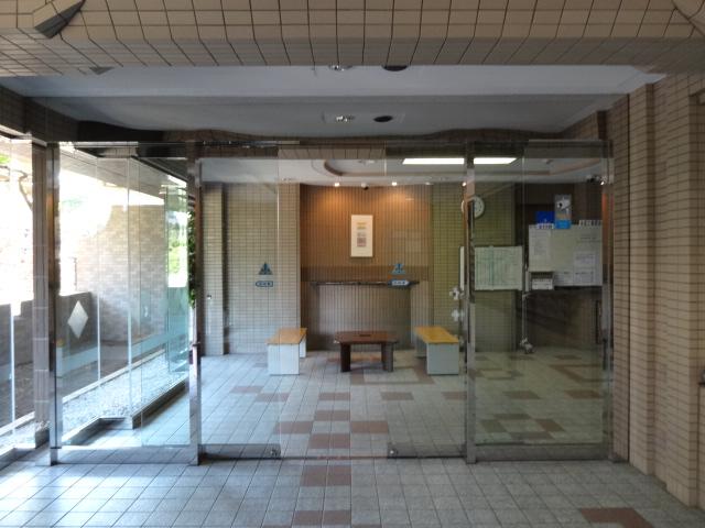 lobby. Lobby to rest calmly