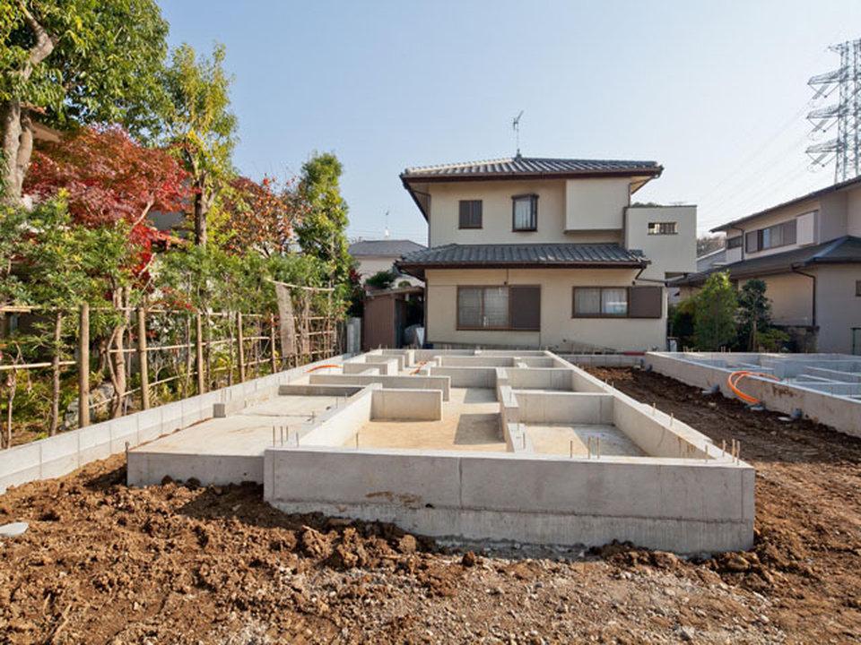 Local appearance photo.  [local] Scenic zone of quiet streets environment. Will be firm and solid foundation was. (2013 in late November shooting)