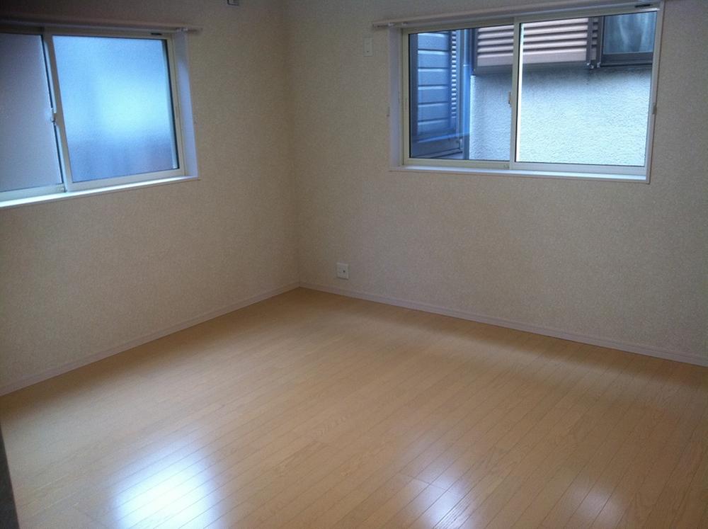 Living. Indoor (10 May 2013) Shooting