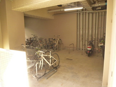 Other. Place for storing bicycles. Pay a small bike yard (2,100 yen / Month) Yes. 