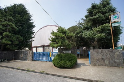 Primary school. 411m to Funabashi Municipal Nakanogi elementary school (elementary school)