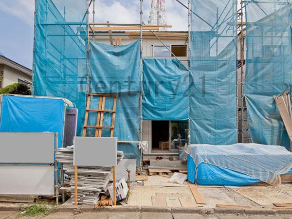 Local appearance photo. 1 Building