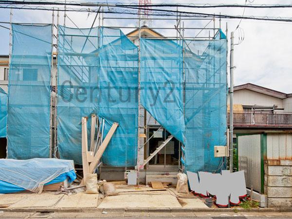 Local appearance photo. Building 2