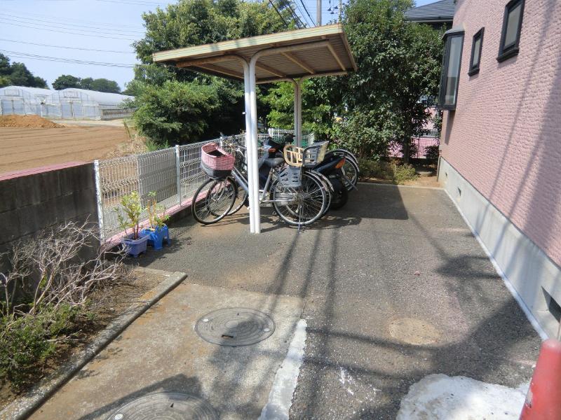 Other. This is useful because it is about 10 minutes by bicycle to Funabashi