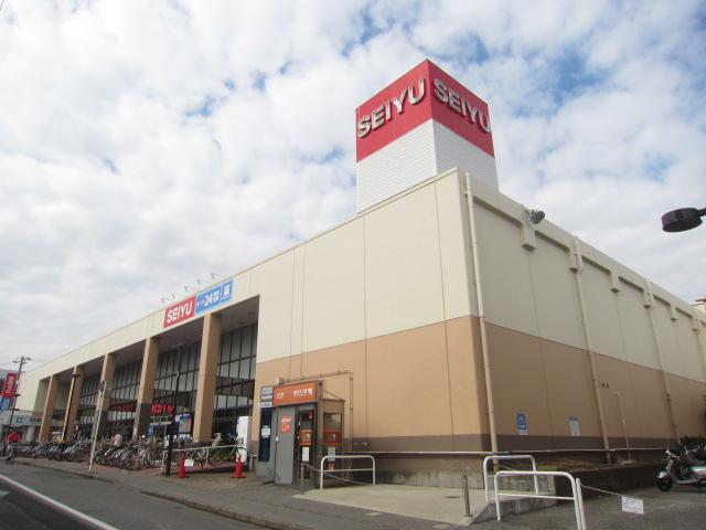 Supermarket. Seiyu 506m until the new Kitanarashino shop