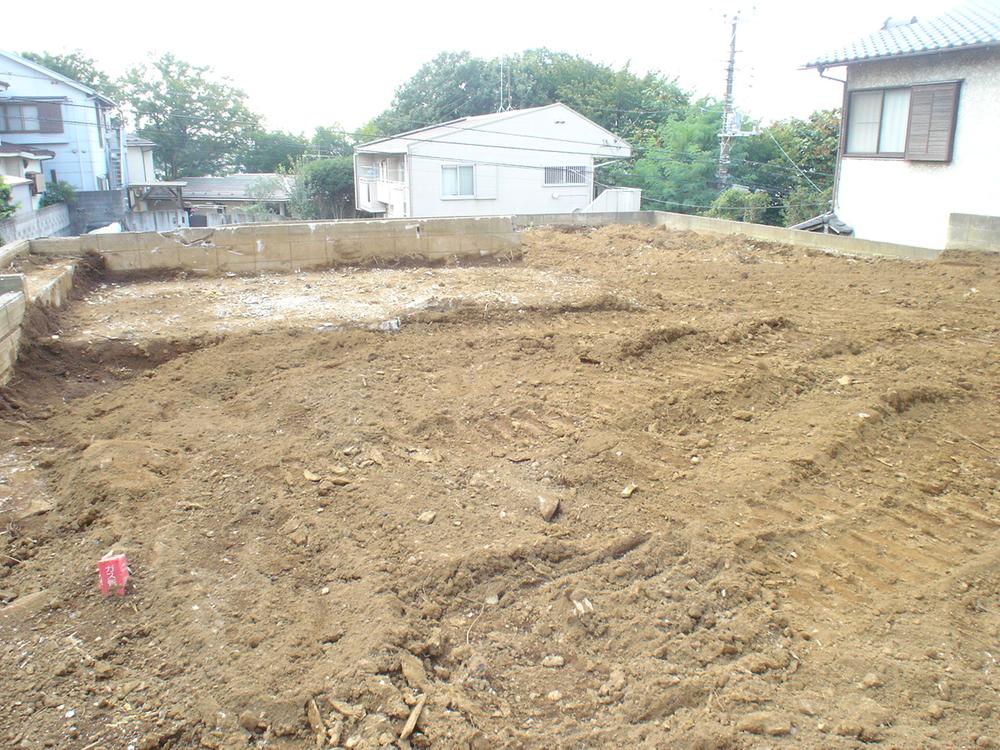 Local appearance photo. Local (09 May 2013) Shooting