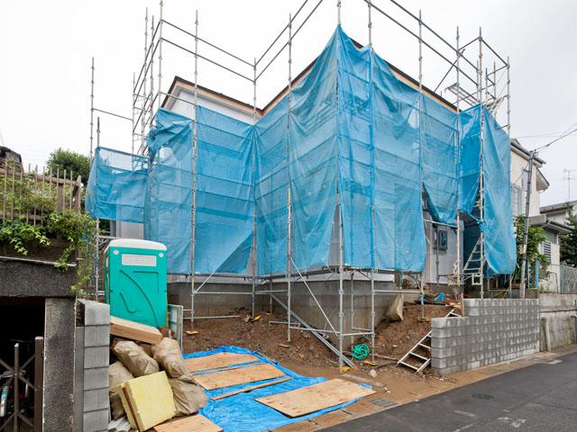 Local appearance photo. Local (10 May 2013) Shooting