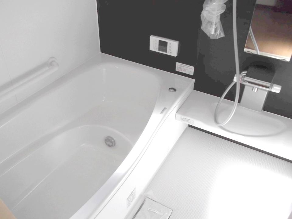 Same specifications photo (bathroom)