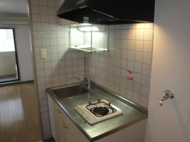 Kitchen. It is perfect for those who live alone ☆