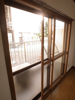 Other room space. It has become a double sash. Because the line is near ・  ・  ・  ・ 