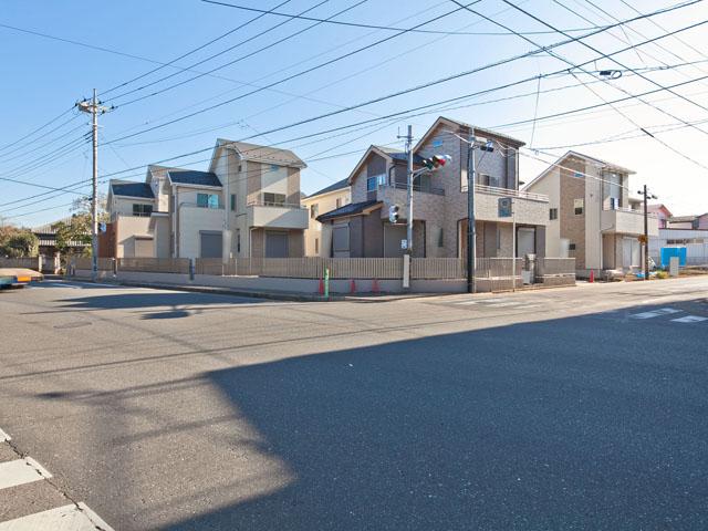 Local photos, including front road